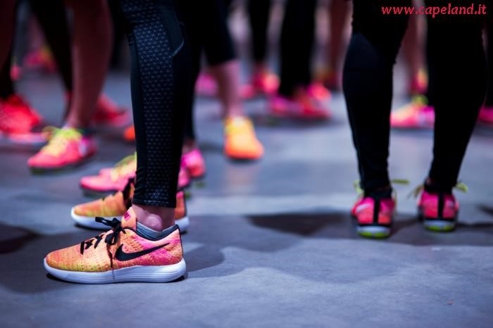 Nike Gialle E Rosa