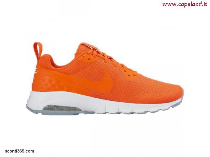 Nike Scarpe Arancioni